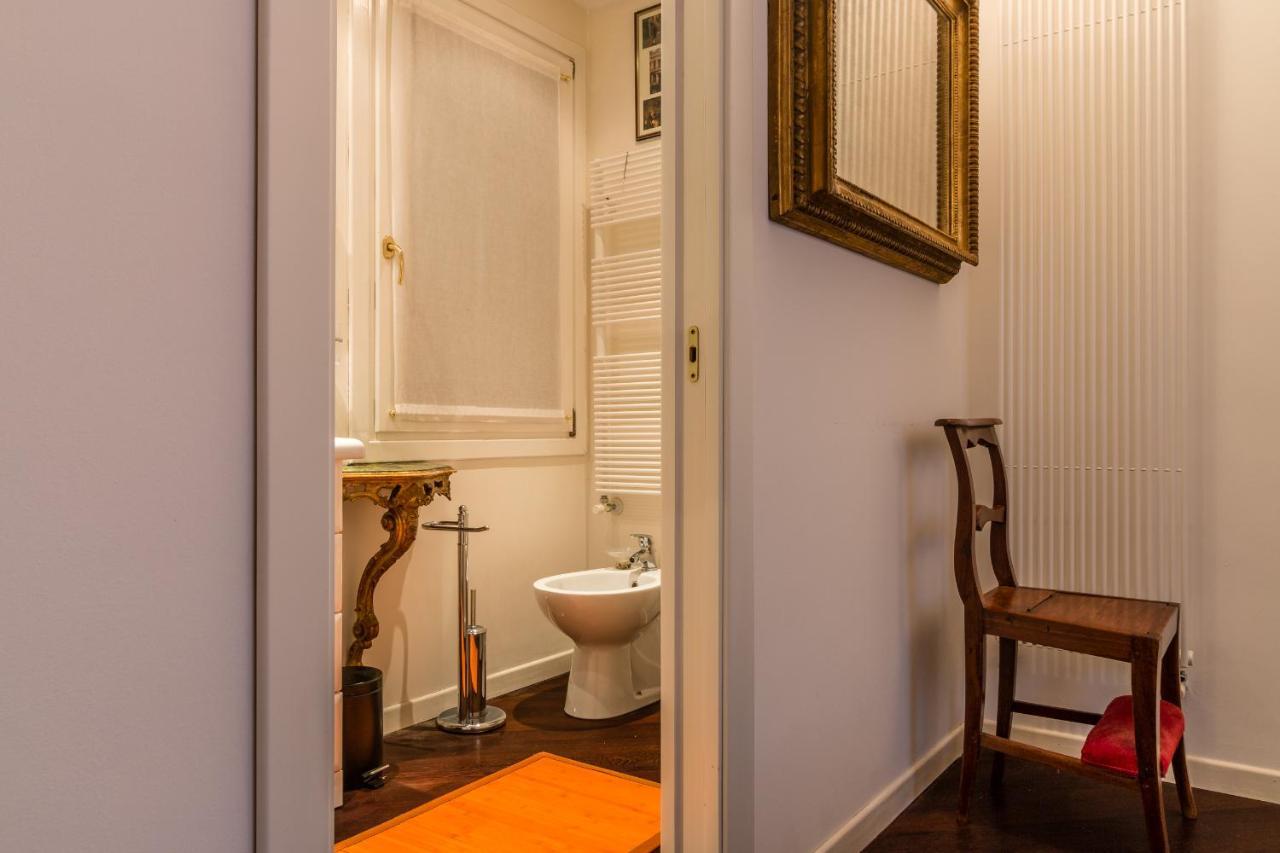 Gold And Red - The Venetian Style With Terrace Appartement Buitenkant foto